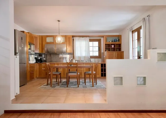 Anthemis Luxury فيلة